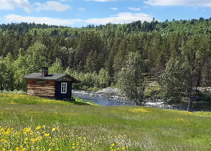 Leppaelaen Vanhatupa Rantasaunalla